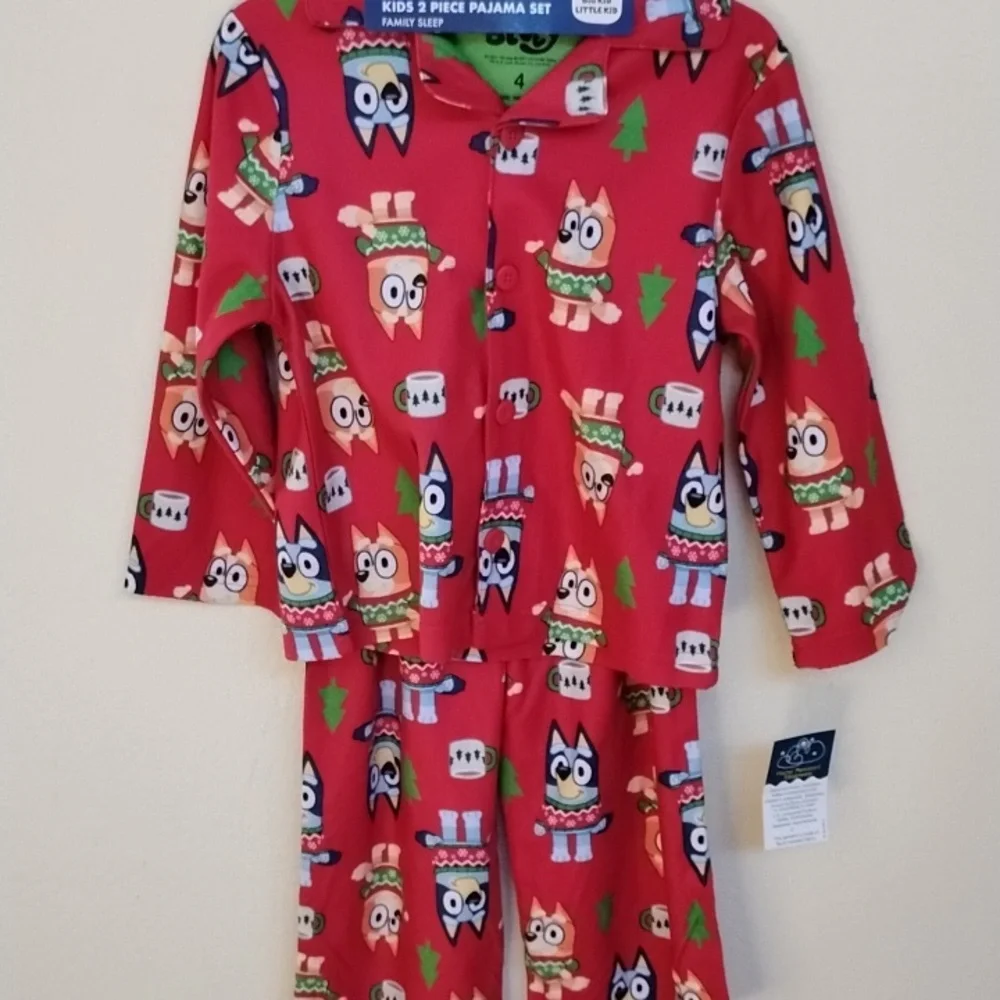NWT Bluey Red Kids 2-Piece Owl Pajama Set